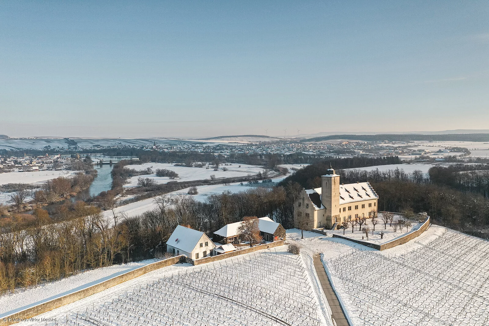 Hallburg im Winter